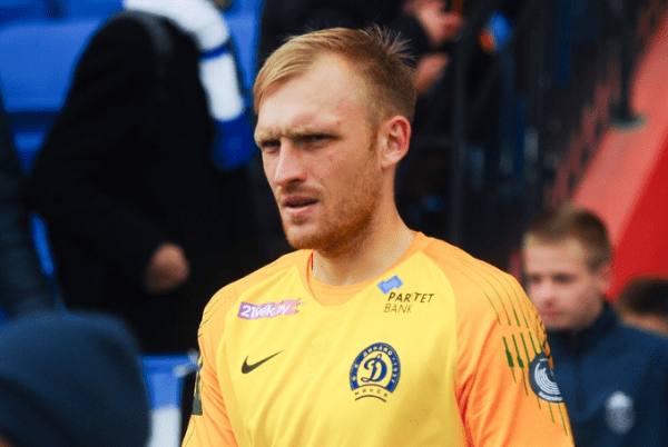 Гутор, Сачивко, Иванов и еще 8 известных беларусских игроков, у которых все еще нет работы (а ведь сезон уже начался!) Гутор, Сачивко, Иванов и еще 8 известных беларусских игроков, у которых все еще нет работы (а ведь сезон уже начался!)