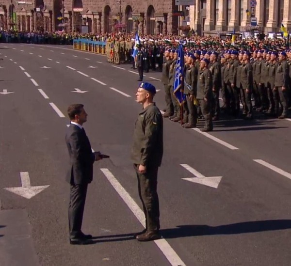 Участник ультрас киевского «Динамо» без военного образования – кто сейчас так умело руководит обороной Мариуполя Участник ультрас киевского «Динамо» без военного образования – кто сейчас так умело руководит обороной Мариуполя