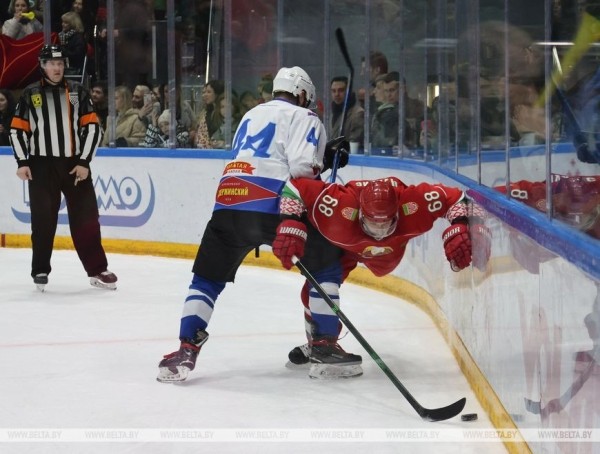 Хоккейная команда Президента в 13-й раз выиграла республиканский любительский турнир