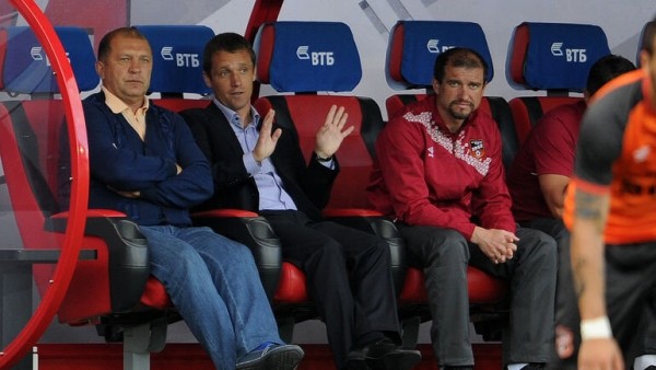 Возможный камбэк в «Урал» станет новым зашкваром Гончаренко: в 2015-м самовольно уехал из-за странного матча, на стадионе клуба поддержали войну в Украине Возможный камбэк в «Урал» станет новым зашкваром Гончаренко: в 2015-м самовольно уехал из-за странного матча, на стадионе клуба поддержали войну в Украине