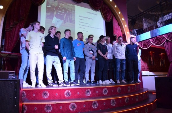 За «Крумкачы» в Д3 сыграют два аксакала белфутбола – еще в ростере много молодежи, два блогера (не только Ивулин) и три болельщика