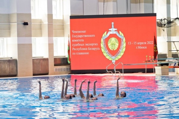 Судебные эксперты провели первый ведомственный чемпионат по плаванию