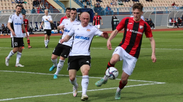 Футболисты "Белшины" добились первой победы в чемпионате Беларуси Футболисты "Белшины" добились первой победы в чемпионате Беларуси