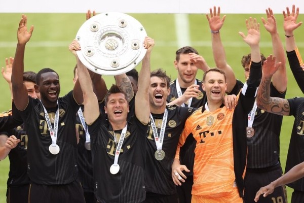 Топ-лиги уже думают о новых форматах (плей-офф, группы, сокращение). Главная причина – турнирная скука Топ-лиги уже думают о новых форматах (плей-офф, группы, сокращение). Главная причина – турнирная скука