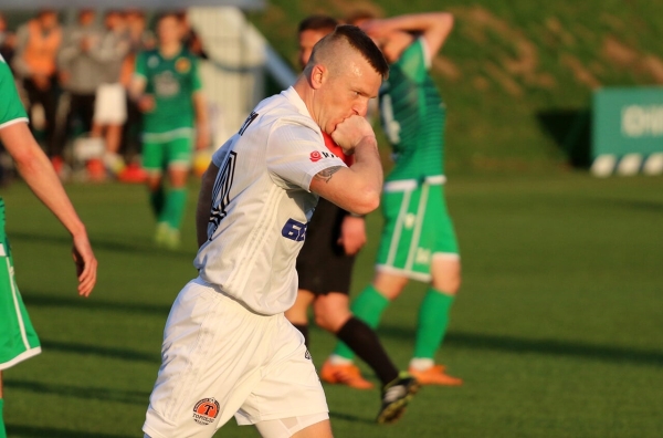 Ясинский целовал, Гуренко посылал, Пунтус обходился, как с рабом. Брат лучшего футболиста Беларуси тихо завершил карьеру, но честно рассказал о том, что в ней было