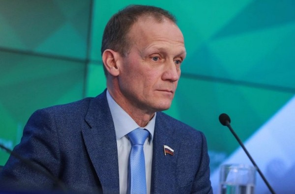 Биатлон. Владимир Драчев: сейчас сборная России — пустая трата сил и денег. Смысл содержать команду, которая нигде не выступает?
Биатлон. Владимир Драчев: сейчас сборная России — пустая трата сил и денег. Смысл содержать команду, которая нигде не выступает?