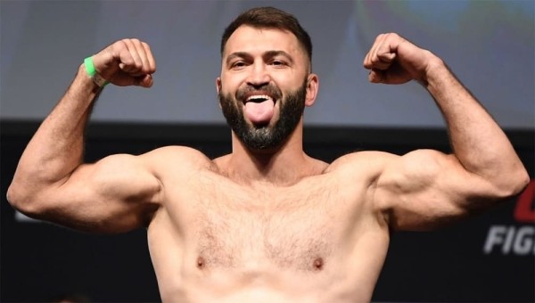 Разное. UFC. Андрей Орловский сразится с американцем Джейком Коллье 30 апреля
Разное. UFC. Андрей Орловский сразится с американцем Джейком Коллье 30 апреля