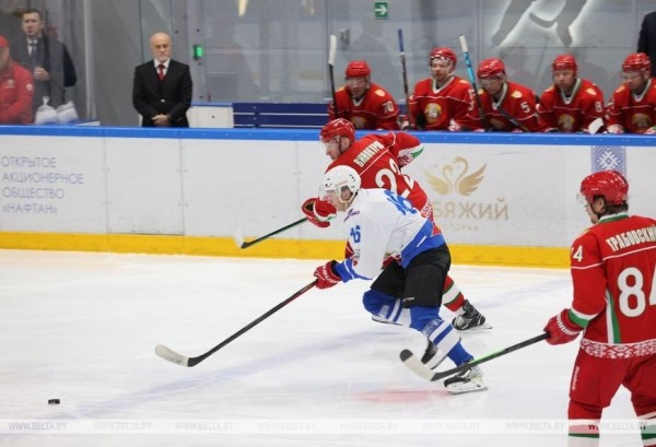 Хоккейная команда Президента в 13-й раз выиграла республиканский любительский турнир