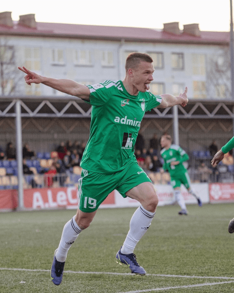 «Слава ВСУ, Пуцін фашыст». Экс-гулец «Дынама» прынёс перамогу сваёй эстонскай камандзе і крута адсвяткаваў гол