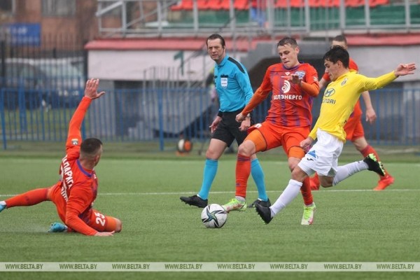 "Ислочь" победила "Энергетик-БГУ" в чемпионате Беларуси по футболу "Ислочь" победила "Энергетик-БГУ" в чемпионате Беларуси по футболу