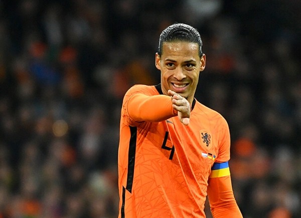 Вместо Катара ЧМ-2022 откроют Нидерланды и Сенегал. Почему?