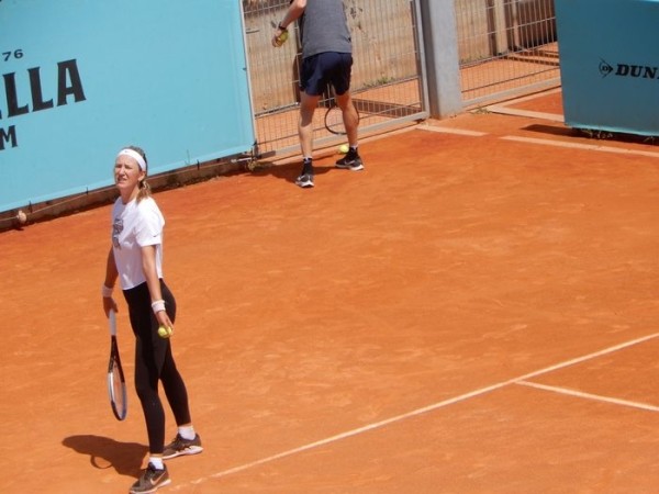 Теннис. Виктория Азаренко возвращается. Фото с тренировки перед турниром в Мадриде
Теннис. Виктория Азаренко возвращается. Фото с тренировки перед турниром в Мадриде