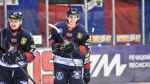 "Металлург" сравнял счет в финальной серии Кубка Президента против "Юности"