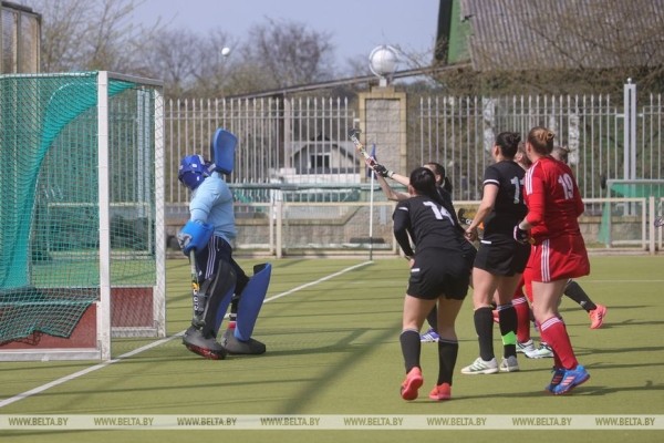 ФОТОФАКТ: Хоккеистки "Ритма" одержали победу над "Викторией" со счетом 3:1 ФОТОФАКТ: Хоккеистки "Ритма" одержали победу над "Викторией" со счетом 3:1