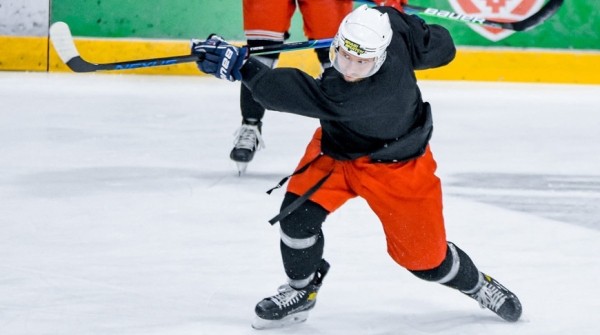 Хоккеисты "Юности" вышли в финал Кубка Президента Хоккеисты "Юности" вышли в финал Кубка Президента