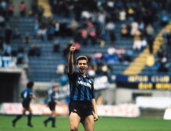 В 80-е &laquo;Интер&raquo; увел у &laquo;Юве&raquo; Трапаттони: он устраивал слежку за игроками, отпускал Маттеуса к любовнице и выиграл чемпионат