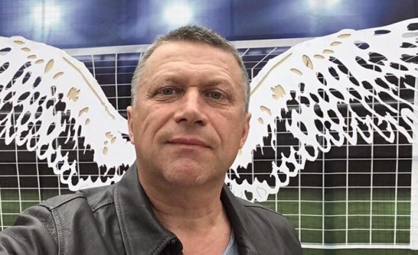 Сырой, убогие шаблоны, плохой танцор. Как футбольный агент громит главного тренера минского «Динамо» Сырой, убогие шаблоны, плохой танцор. Как футбольный агент громит главного тренера минского «Динамо»