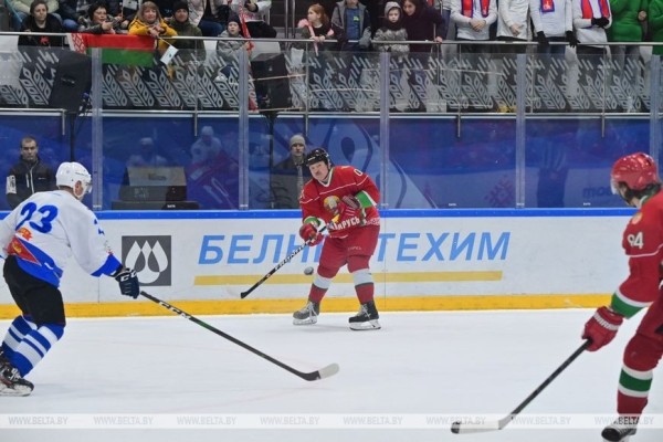 Хоккейная команда Президента в 13-й раз выиграла республиканский любительский турнир