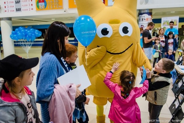 От DANA HOLDINGS до UNICEF. Зарубежные организации, которые спонсируют беларусский спорт