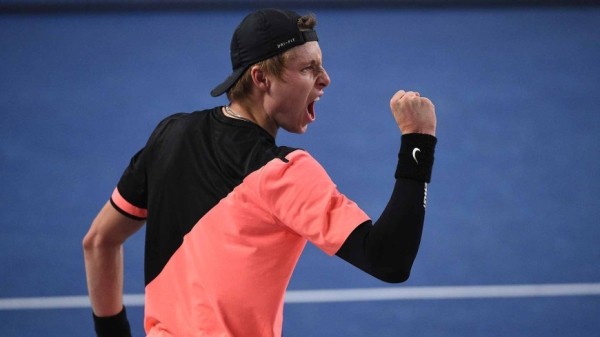 Белорусский теннисист Илья Ивашко проиграл в 1/16 финала турнира в Барселоне