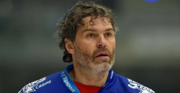 Хоккей.  50-летний Яромир Ягр намерен продолжить игровую карьеру
 