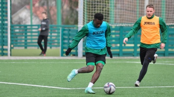 Футболисты "Славии" и "Гомеля" выиграли в матчах чемпионата Беларуси Футболисты "Славии" и "Гомеля" выиграли в матчах чемпионата Беларуси