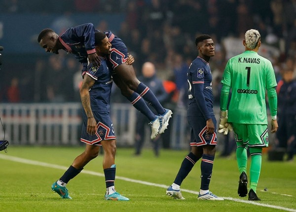 «ПСЖ» в 10-й раз выиграл элиту Франции – чемпионский гол у Месси, который взял первый клубный трофей без «Барселоны» (как и Рамос вне «Реала»)