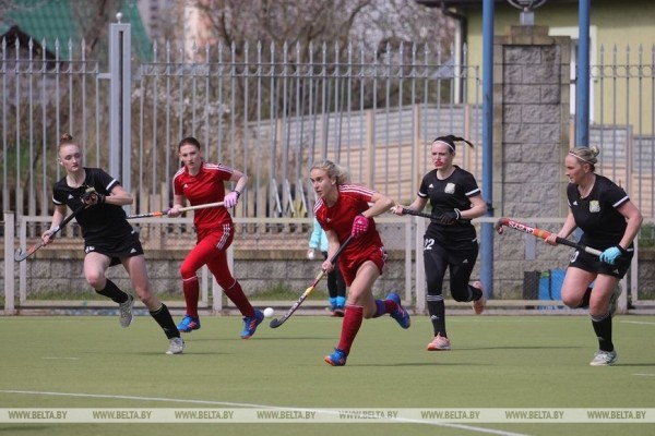 ФОТОФАКТ: Хоккеистки "Ритма" одержали победу над "Викторией" со счетом 3:1 ФОТОФАКТ: Хоккеистки "Ритма" одержали победу над "Викторией" со счетом 3:1