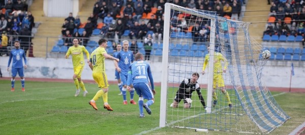 Футбол.  Чемпионат Беларуси. "Шахтер" отстает от БАТЭ уже на четыре очка — полная картина воскресенья
  