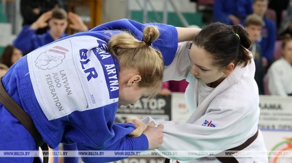 В Гродно проходит областное первенство по дзюдо среди юношей и девушек