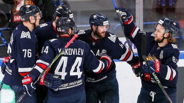 "Металлург" обыграл ЦСКА в третьем матче финала Кубка Гагарина