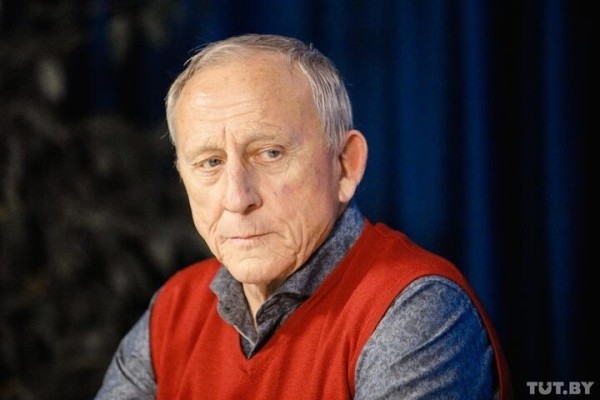 Они возглавляют сборные Беларуси уже очень давно (кто-то дольше Лукашенко) – эти люди сильнее оценок «неуд», санкций от МОК и даже репрессий от режима Они возглавляют сборные Беларуси уже очень давно (кто-то дольше Лукашенко) – эти люди сильнее оценок «неуд», санкций от МОК и даже репрессий от режима