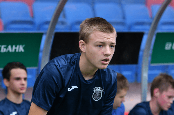 Сын Ермаковича попал в «Краснодар» задолго до отца и Гончаренко – на днях впервые забил в высшей лиге. А вот как поживают другие молодые из династий Сын Ермаковича попал в «Краснодар» задолго до отца и Гончаренко – на днях впервые забил в высшей лиге. А вот как поживают другие молодые из династий