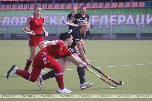 ФОТОФАКТ: Хоккеистки "Ритма" одержали победу над "Викторией" со счетом 3:1 ФОТОФАКТ: Хоккеистки "Ритма" одержали победу над "Викторией" со счетом 3:1