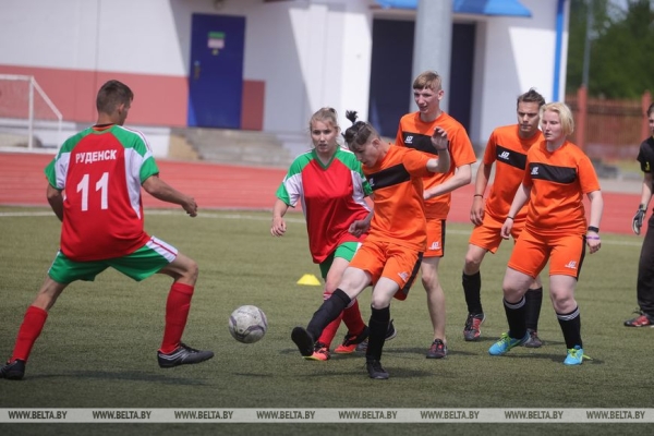 В Лиде назвали призеров республиканского турнира по футболу "Спешиал Олимпикс" В Лиде назвали призеров республиканского турнира по футболу "Спешиал Олимпикс"