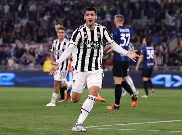 «Интер» красиво вырвал Кубок Италии у «Юве» – первый за 11 лет. Хотя пропустили дважды за 55 секунд «Интер» красиво вырвал Кубок Италии у «Юве» – первый за 11 лет. Хотя пропустили дважды за 55 секунд