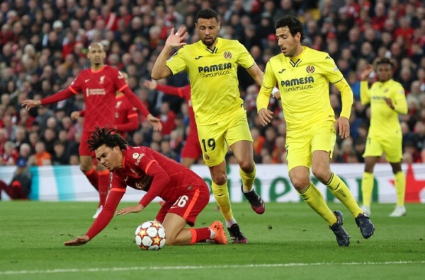 «Вильярреал» отыгрался и поверил в мечту, но выдохся после смелого тайма. Клопп переломил игру – сработал выход Диаса «Вильярреал» отыгрался и поверил в мечту, но выдохся после смелого тайма. Клопп переломил игру – сработал выход Диаса