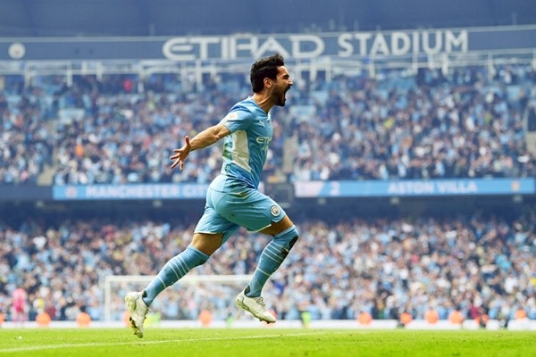 «Манчестер Сити» – чемпион Англии! Это фантастика «Манчестер Сити» – чемпион Англии! Это фантастика