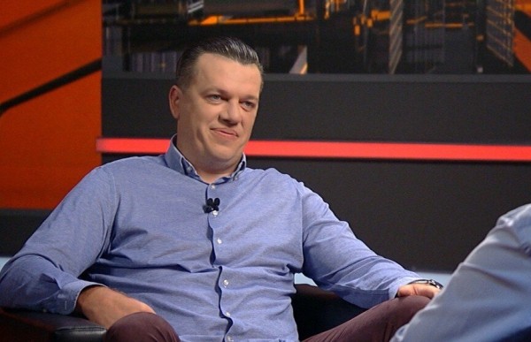 Родня в Украине – еще не повод осуждать войну. Да, в белспорте бывает и такое (но есть и более человечные истории)!