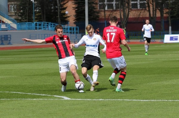 Футбол.  Беларусбанк &mdash; чемпионат Беларуси. 6-й тур. Очередная неудача "Торпедо" и успех "Слуцка" &mdash; в картине дня
&nbsp;&nbsp;