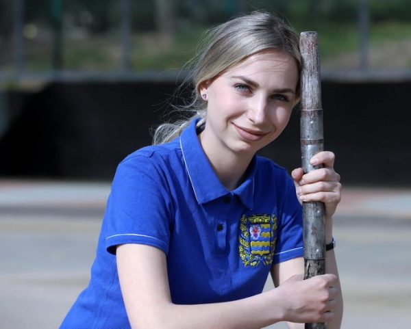 «Запреты на выступления беларусов и россиян в международных турнирах не коснулись». Чемпионка мира по городкам – о своем необычном виде спорта