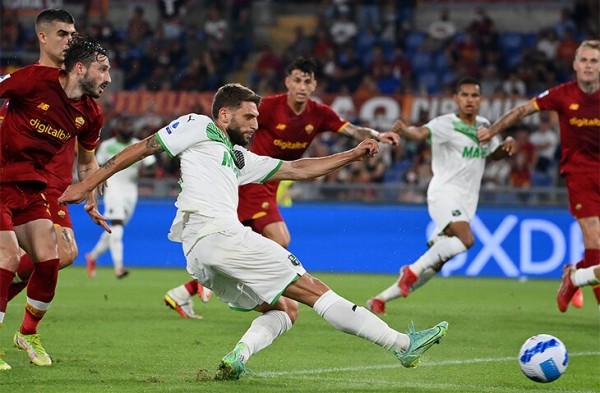 Герои года в Италии: рулят «Милан» и «Лацио», «Ювентус» – только среди разочарований Герои года в Италии: рулят «Милан» и «Лацио», «Ювентус» – только среди разочарований