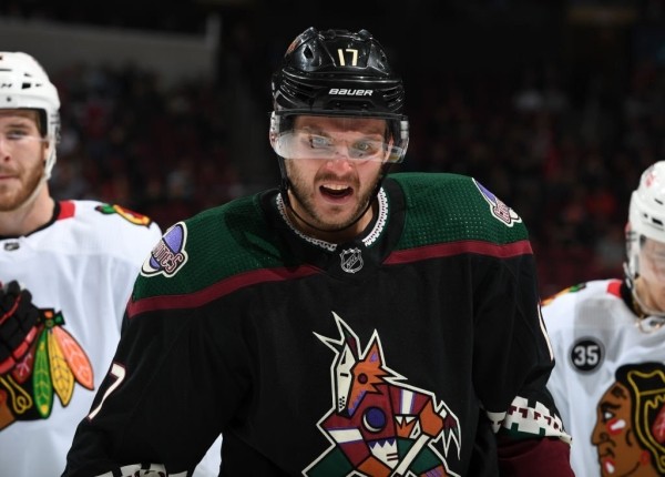 На ЧМ по хоккею сын беларуса набирает очки за сборную США в каждом матче, а ведь недавно от него избавлялись клубы НХЛ, зарплата упала в 5 раз