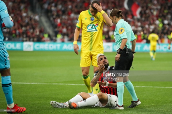 Футбол.  "Нант" обыграл "Ниццу" и стал обладателем Кубка Франции
 