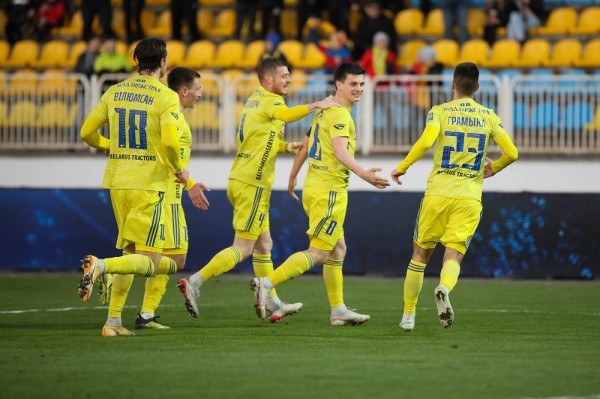 Футбол.  Брестское "Динамо" крупно уступило БАТЭ в первом матче после увольнения Сергея Ковальчука
 