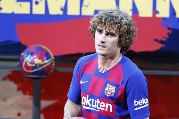 «Сити» заплатил около 50 млн окружению Холанда. Столько не получали даже агенты Неймара и Мбаппе