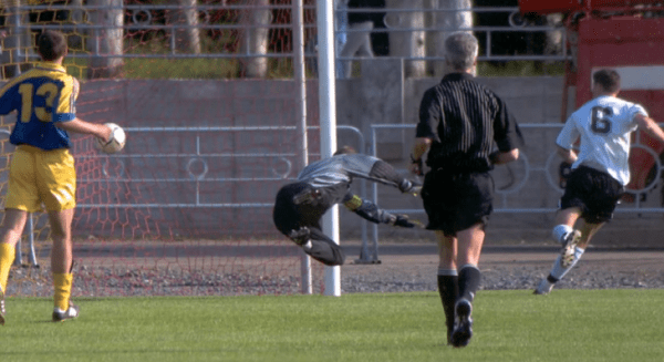 БАТЭ и «Гомель» уже боролись за Кубок 20 лет назад: по пути помогли Шмолик и голы Лукашенко, Капский требовал переиграть финал и убрать Жука из судейства