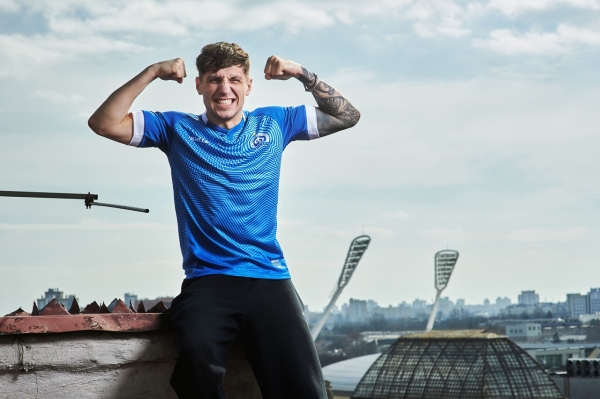 Клубы в Беларуси забили на презентацию новой формы перед сезоном-2022, да и меняли ее не многие &ndash; даже у БАТЭ старый комплект