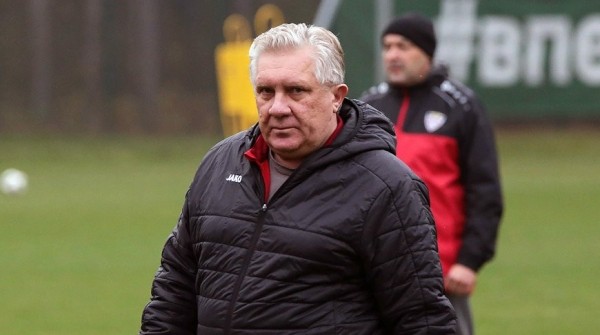 Футбол.  Сергей Ташуев в качестве наставника "Шахтера" еще ни разу не проигрывал минскому "Динамо"
 