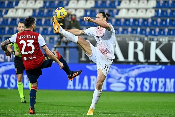 Ибрагимович и единоборства = ❤️ Златан – фанат Мохаммеда Али, имеет черный пояс по тхэквондо и считает, что зажег бы в UFC